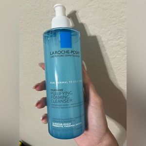 La Roche posay cleanser